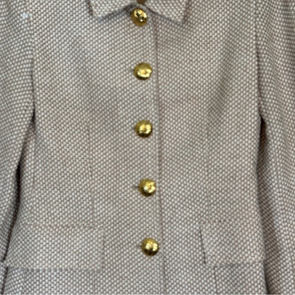 Vintage Betty Reiter Chic Tweed Jacket with Gold Buttons - Picture 5 of 16